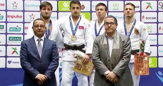 Judoda 2 altın