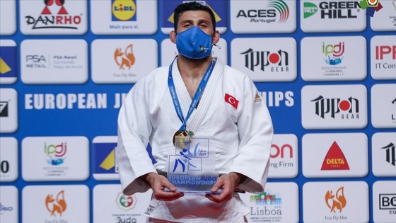 Judoda Türkiye, tarihinde üçüncü kez bir Avrupa Şampiyonası'nda 2 altın madalya birden kazandı