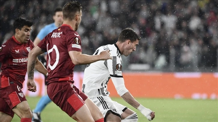 Juventus, Sevilla ile puanları paylaştı