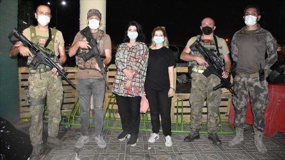 Kabil&#039;de mahsur kalan 5 sağlık çalışanı, Türk güvenlik güçleri tarafından kurtarıldı