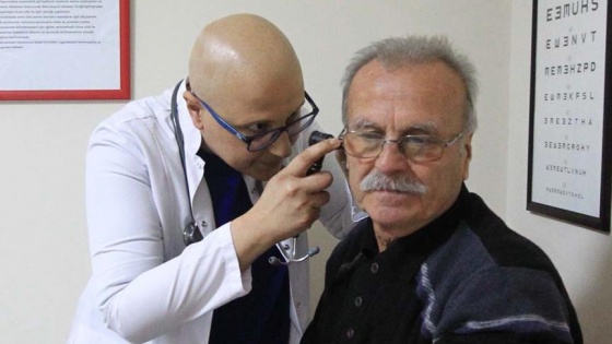 Kadın doktor kanseri 4,5 yılda 4 kez yendi