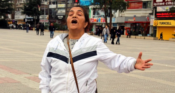 Kadına şiddete tek kişilik protesto