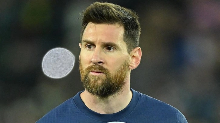 Kadro dışı bırakılmasının ardından özür dileyen Lionel Messi, PSG ile antrenmana çıktı