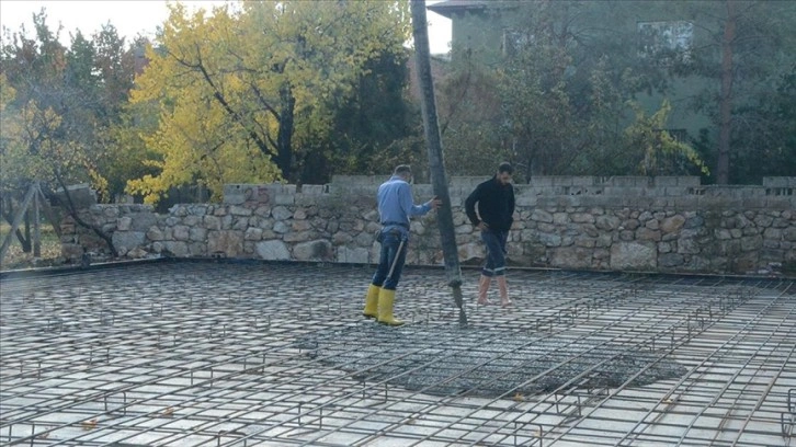 Kahramanmaraş'ta depremlerde ağır hasar aldığı için yıkılan cami yeniden inşa ediliyor