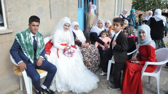 Kan davalı köyün yarım asırlık düğün hasreti sona erdi