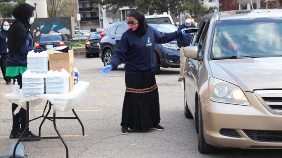 Kanada’da Kovid-19 önlemleri altında mobil iftar