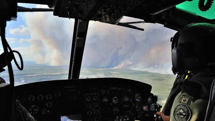 Kanada'da orman yangınları nedeniyle yaklaşık 9 bin kişi tahliye edildi
