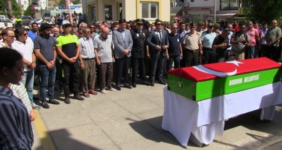 Kansere yenik düşen polis memuru memleketine uğurlandı