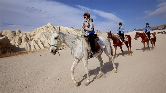 Kapadokya hafta sonunda yerli turistlerin mekanı oldu