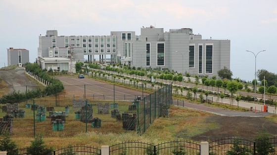 Kapatılan Canik Başarı Üniversitesi'ne arama yapıldı