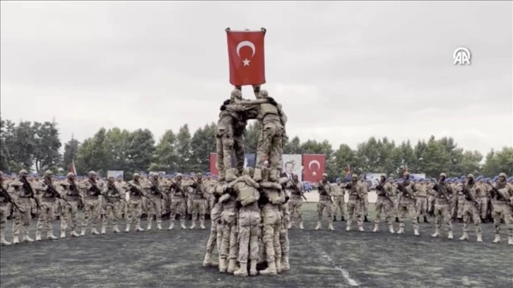 Karabük'te eğitimlerini tamamlayan komando uzman erbaşlar mezun oldu