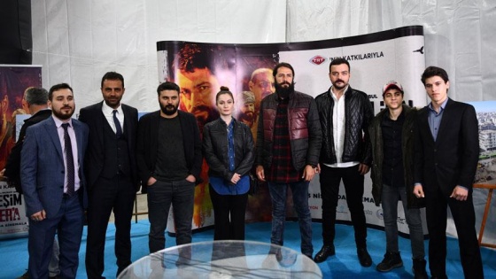 &#34;Kardeşim İçin Der&#39;a&#34; filminin galası Suriye&#39;de yapıldı