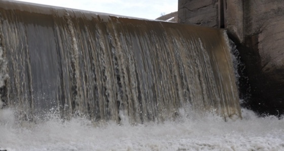 Kars Çayı taşmaya başladı