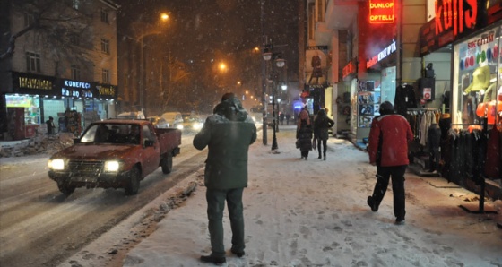 Kars yeniden beyaza büründü