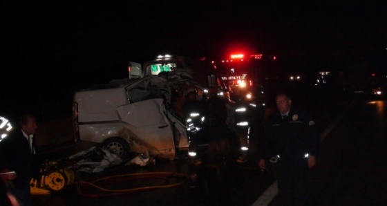 Kartal TEM bağlantı yolunda trafik kazası: 1 ölü, 1 yaralı