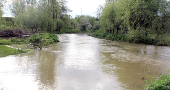 Kastamonu'da sel hayatı felç etti