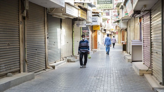 Katar ve Bahreyn'de Kovid-19'dan ölümler arttı