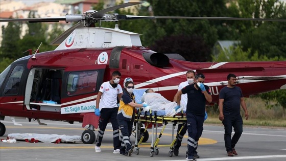 Kayseri'de ambulans helikopter kalp hastası kadın için havalandı