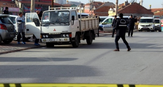 Kayseri'de bir kişi aracında ölü olarak bulundu