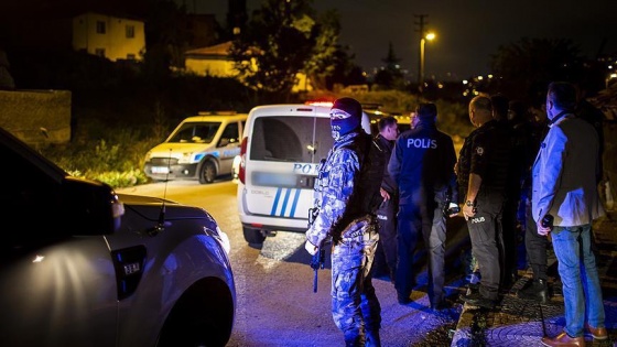 Kayseri'de devriye gezen polis aracına silahlı saldırı