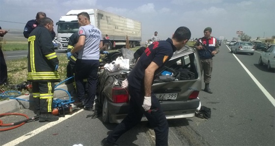 Kayseri'de feci kaza: 3 ölü, 1 yaralı