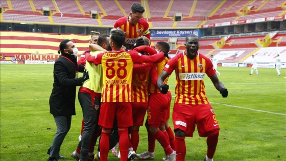 Kayserispor 3 puanı uzatmalarda aldı