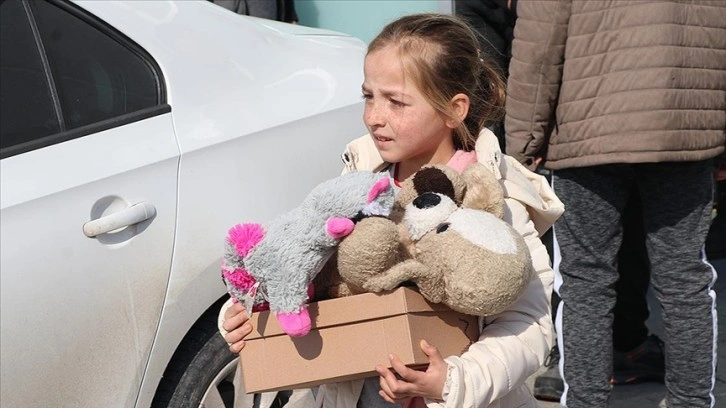 Kayseri'ye gelen 9 bin depremzede yurtlara yerleştirildi