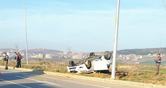 Kaza yapan avukat, canından oldu