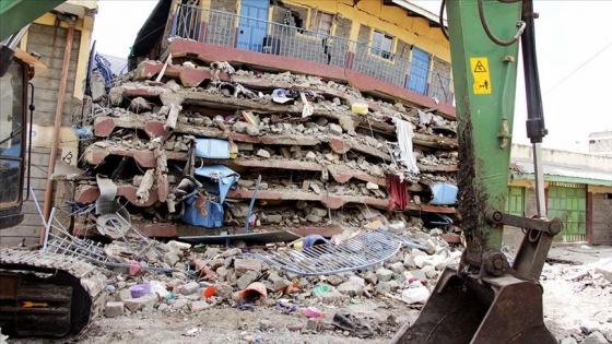 Kenya'da 6 katlı bina çöktü