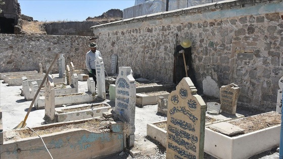 Kerkük&#039;teki Türk Şehitliği TİKA tarafından yenilenmeye başladı