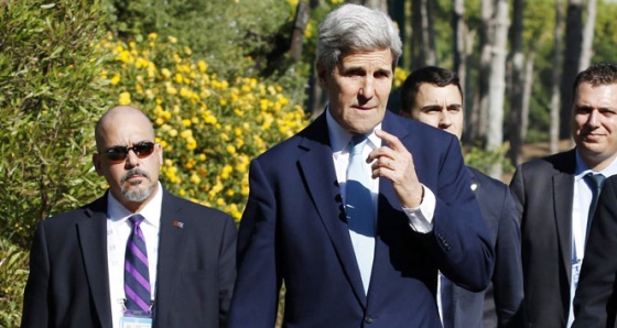 Kerry: Suriye sınırını kapatmak için Türklerle operasyona başlıyoruz