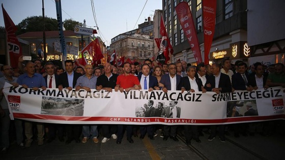 Kılıçdaroğlu'nun konvoyuna saldırıyı protesto ettiler