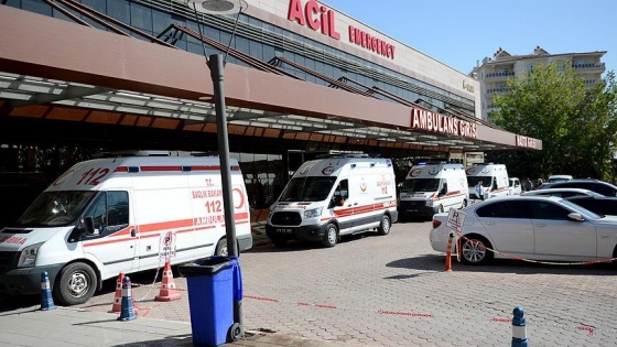 Kilis'te askeri araç devrildi: 8 asker yaralı