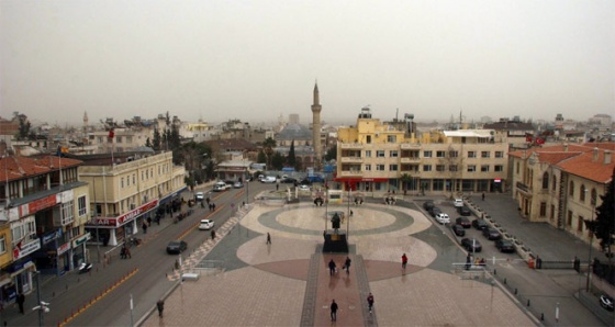 Kilis’te kum fırtınası, Adana’da çamur yağmuru