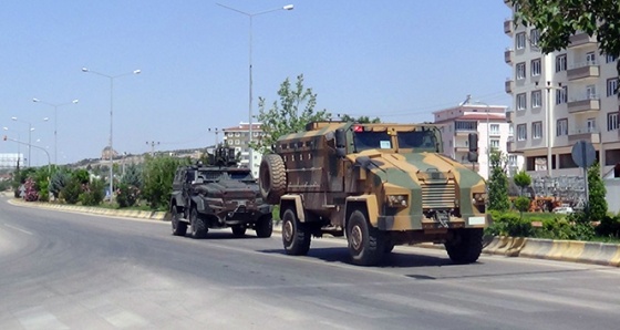 Kilis'te zırhlı araç yoğunluğu