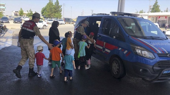 Kırmızı bültenle aranan DEAŞ'lı 2 kadın Şanlıurfa'da yakalandı