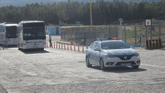 KKTC'deki 173 Türk vatandaşı Mersin'e getirildi