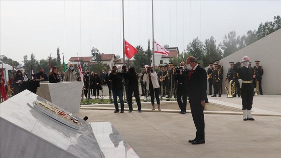 KKTC'nin Kurucu Cumhurbaşkanı Denktaş vefatının 9'uncu yılında anıldı