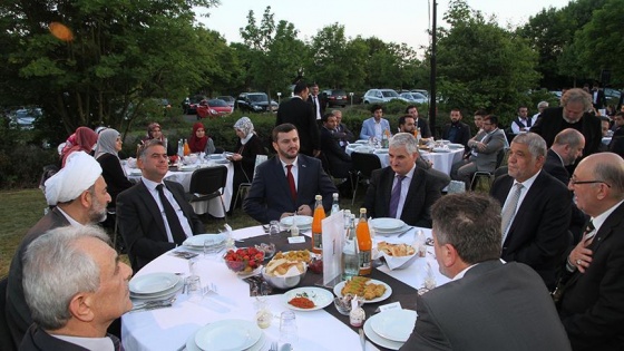 Köln'deki iftar programına Almanlar da büyük ilgi gösterdi