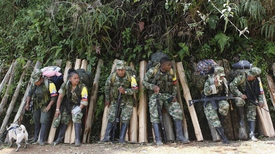 Kolombiya'da FARC'ın 18 binden fazla çocuğu silah altına aldığı ortaya çıktı