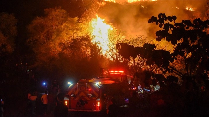 Kolombiya, devam eden orman yangınları nedeniyle 