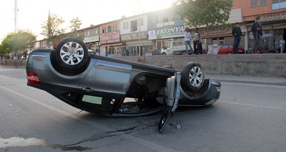 Konya'da otomobil takla attı: 2 yaralı