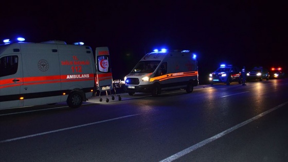Konya'da sığınmacıları taşıyan minibüs devrildi: 1 ölü, 13 yaralı