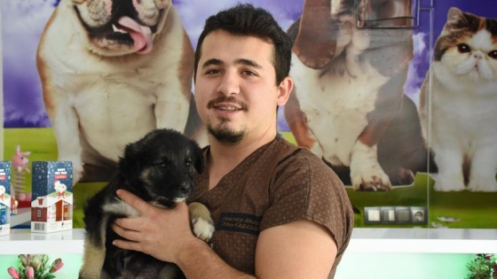 Köpeği ölünce mimarlıktan vazgeçip veteriner oldu