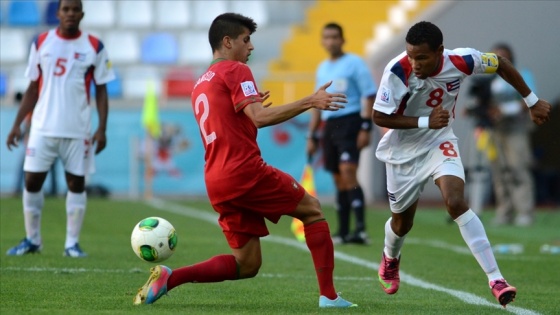 Koronavirüse yakalanan Joao Cancelo, Portekiz'in EURO 2020 kadrosundan çıkartıldı