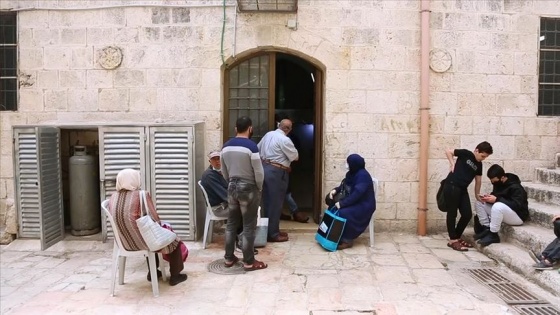 Kovid-19/ koronavirüs nedeniyle işini kaybeden Filistinliler, Osmanlının Kudüs'teki 'hayır kapısını