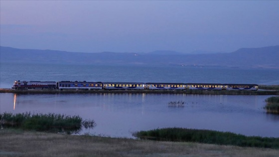 Kovid-19 nedeniyle Türkiye ile İran arasındaki tren seferleri de durduruldu