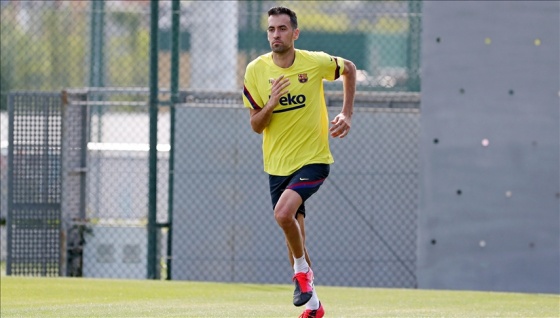 Kovid-19 testi negatif çıkan Sergio Busquets yeniden İspanya Milli Takımı'na dahil oluyor