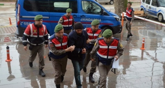 Köy bakkalını öldüren çobanın akli dengesi araştırılacak