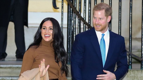 Kraliyet ailesi Prens Harry krizine çözüm için 'zirvede' bir araya gelecek